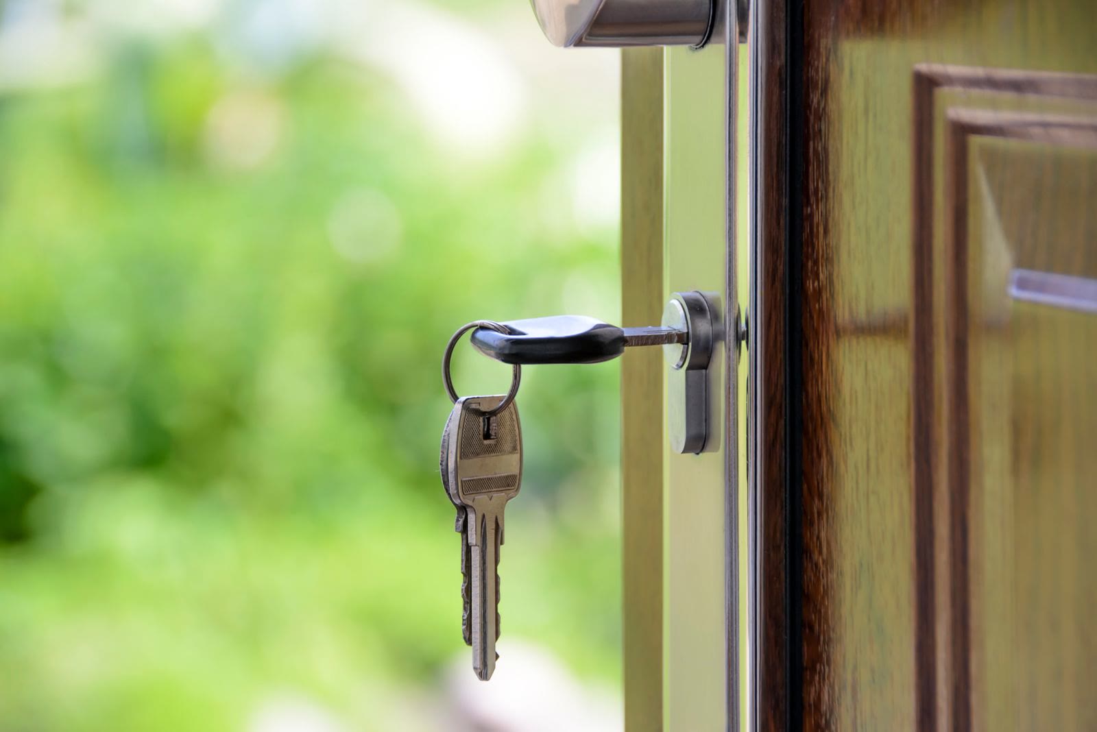 Keys in the door of a new home